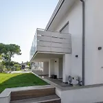 Apartmán Modern With Shared Pool
